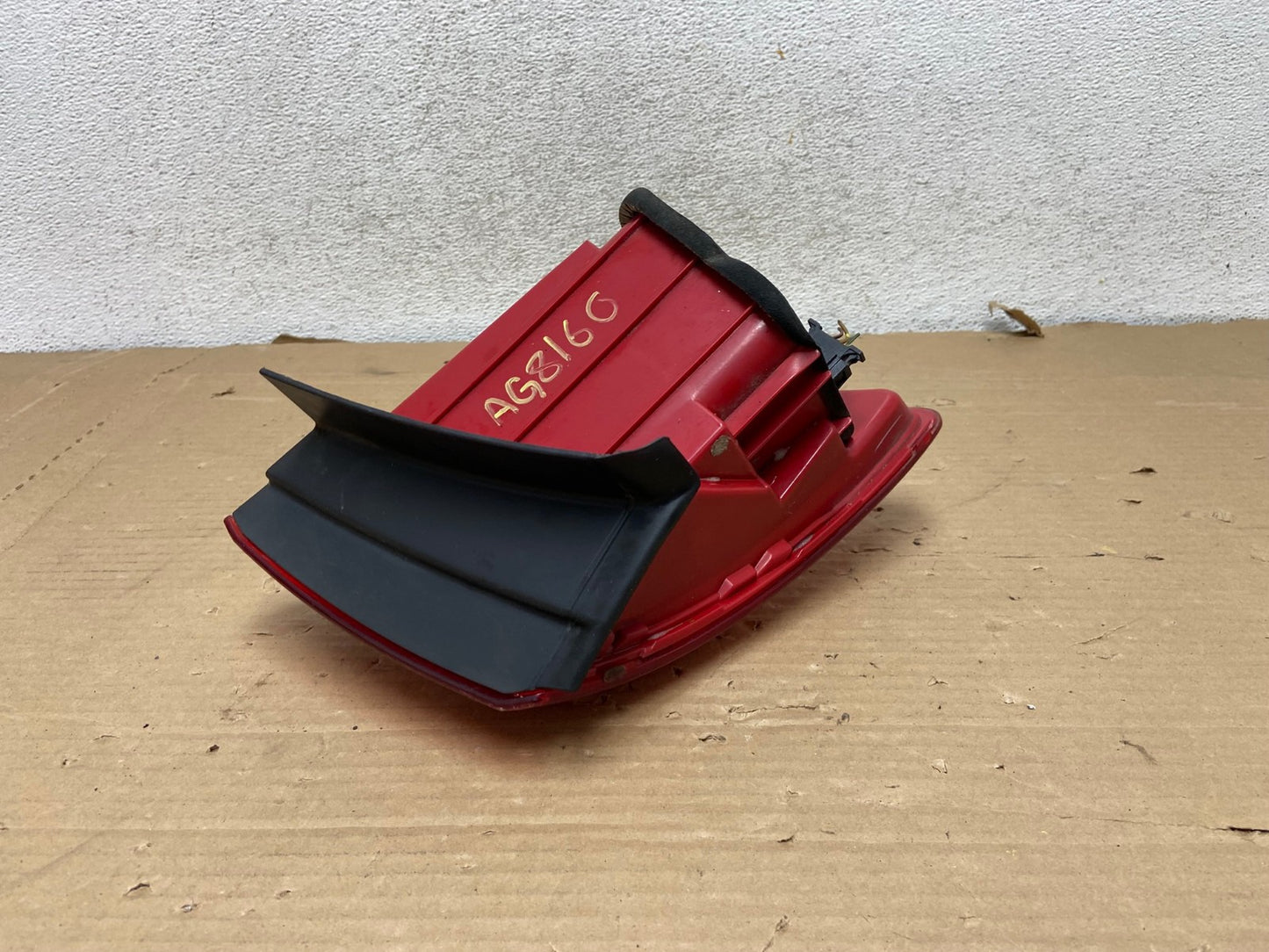 2011 to 2014 Volkswagen Jetta Right Passenger Rh Side Tail Light AG8160 LK4