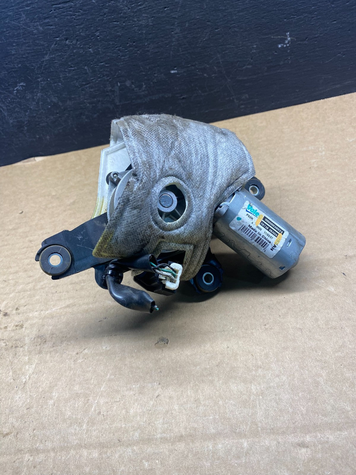 2017 to 2021 Nissan Rogue Rear Windshield Wiper Motor ac7977 DG3