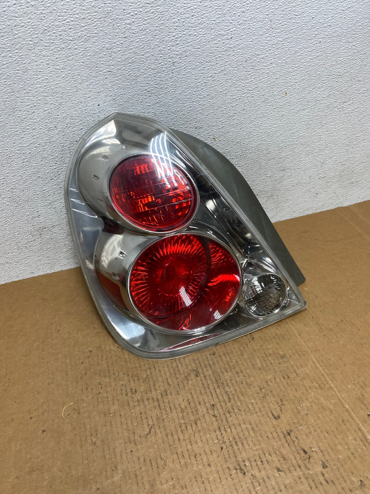 2005 to 2006 Nissan Altima Left Driver Side Tail Light DEPO AD9325 LK2