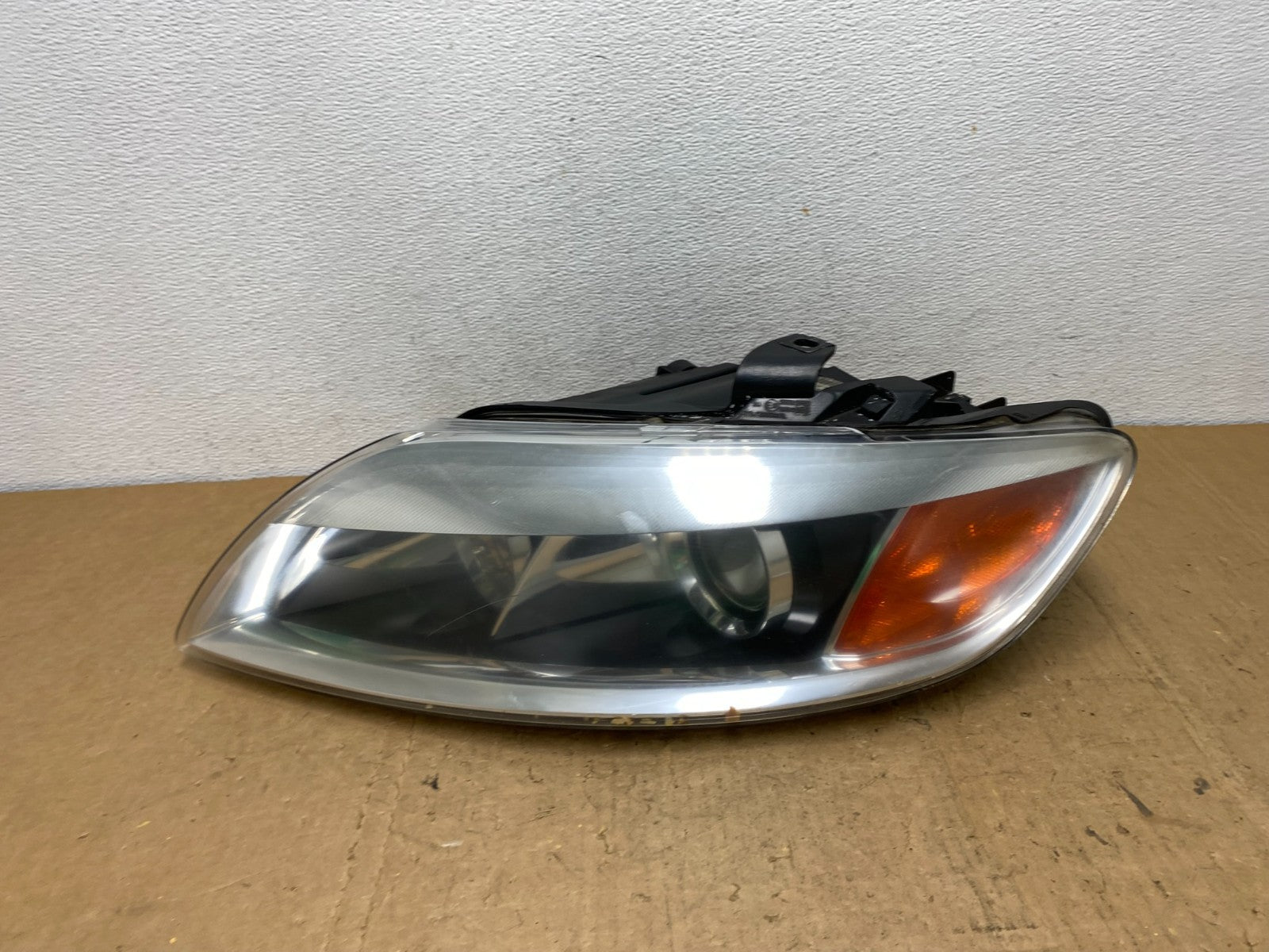 2007 - 2009 Audi Q7 Left Driver LH Side Xenon Hid AFS Headlight AD0648 DW0