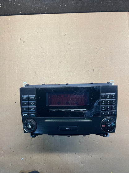 Damaged 2005-2009 Mercedes CLK320 CLK350 W209 Head Unit Radio Navi W4349 DG0