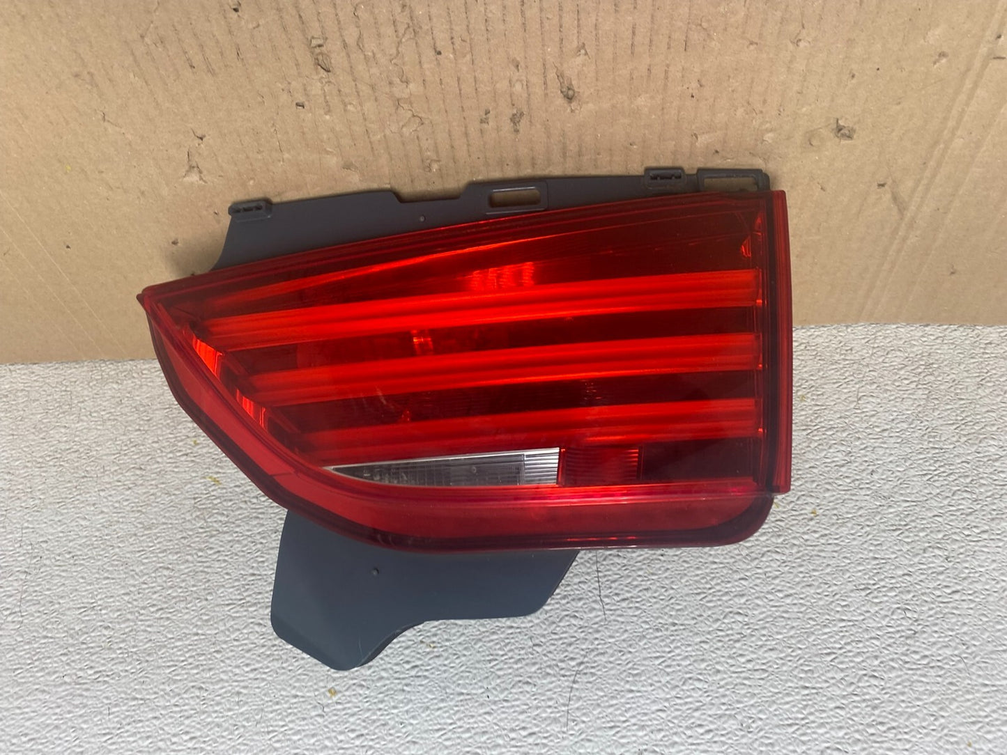 2010-2013 BMW F07 5 Gran Turismo GT Right Passenger Rh Inner Tail Light I6192 DW0