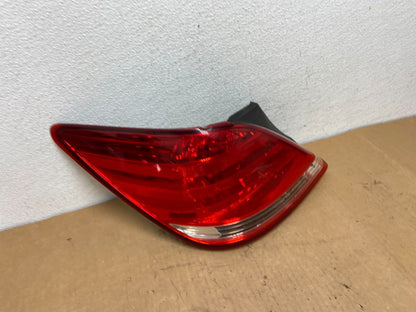 2005-2010 Toyota Avalon Left Driver Lh Side Tail Light AC8510 DW2