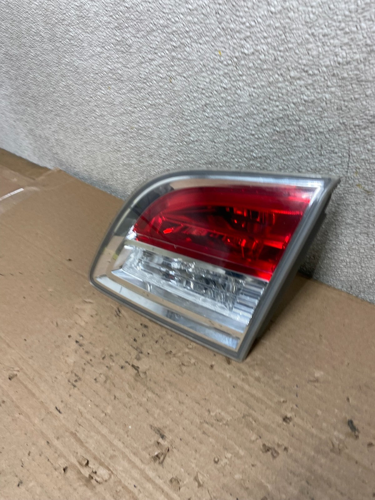 2007 2008 2009 Mazda Cx-9 Right Passenger Rh Side Inner Tail Light Oem AB1148 LK1