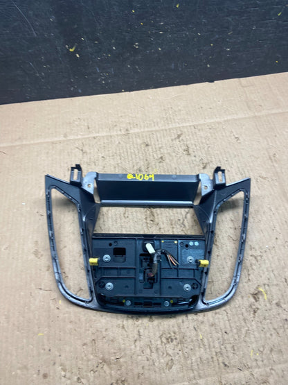 2013 2014 2015 2016 Ford Escape Dash Radio Control Panel Bezel q1064 DG4