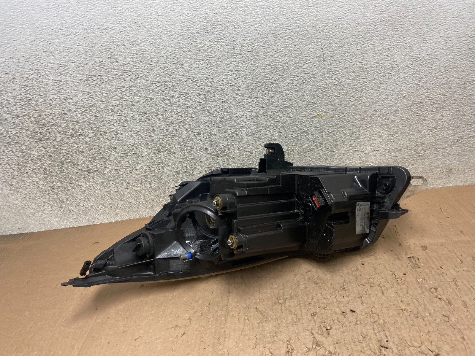 2014 to 2017 Buick Regal Right Passenger RH Side Headlight OEM Y4954 DG7