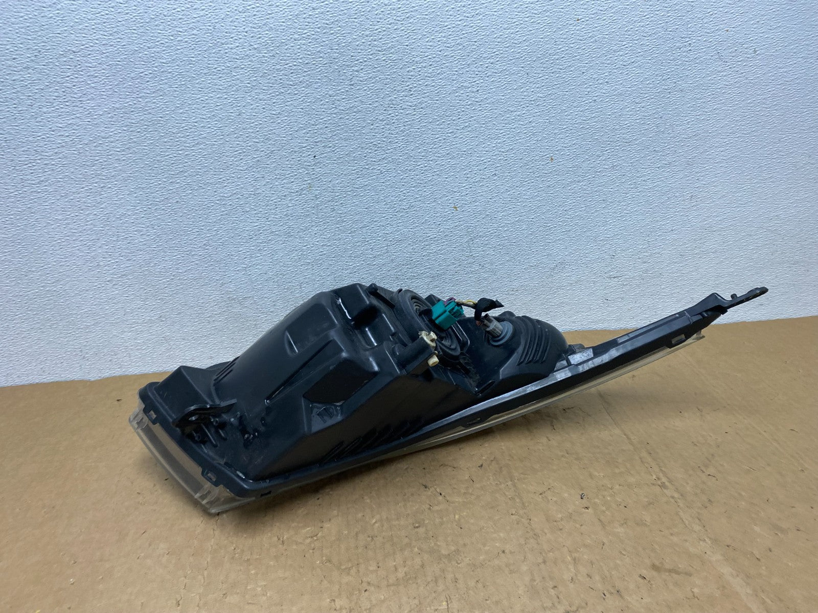 2011 to 2015 Chevrolet Cruze Halogen Left Driver LH Side Headlight AD1354 DW5