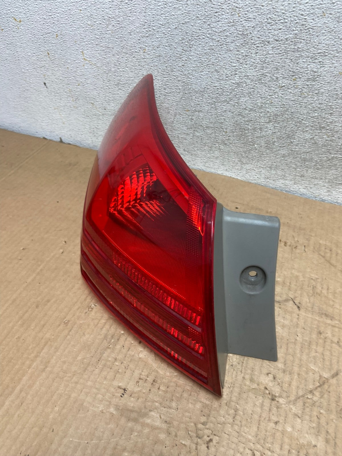 2008 to 2015 Nissan Rogue Left Driver Lh Side Tail Light AI7800 LK1