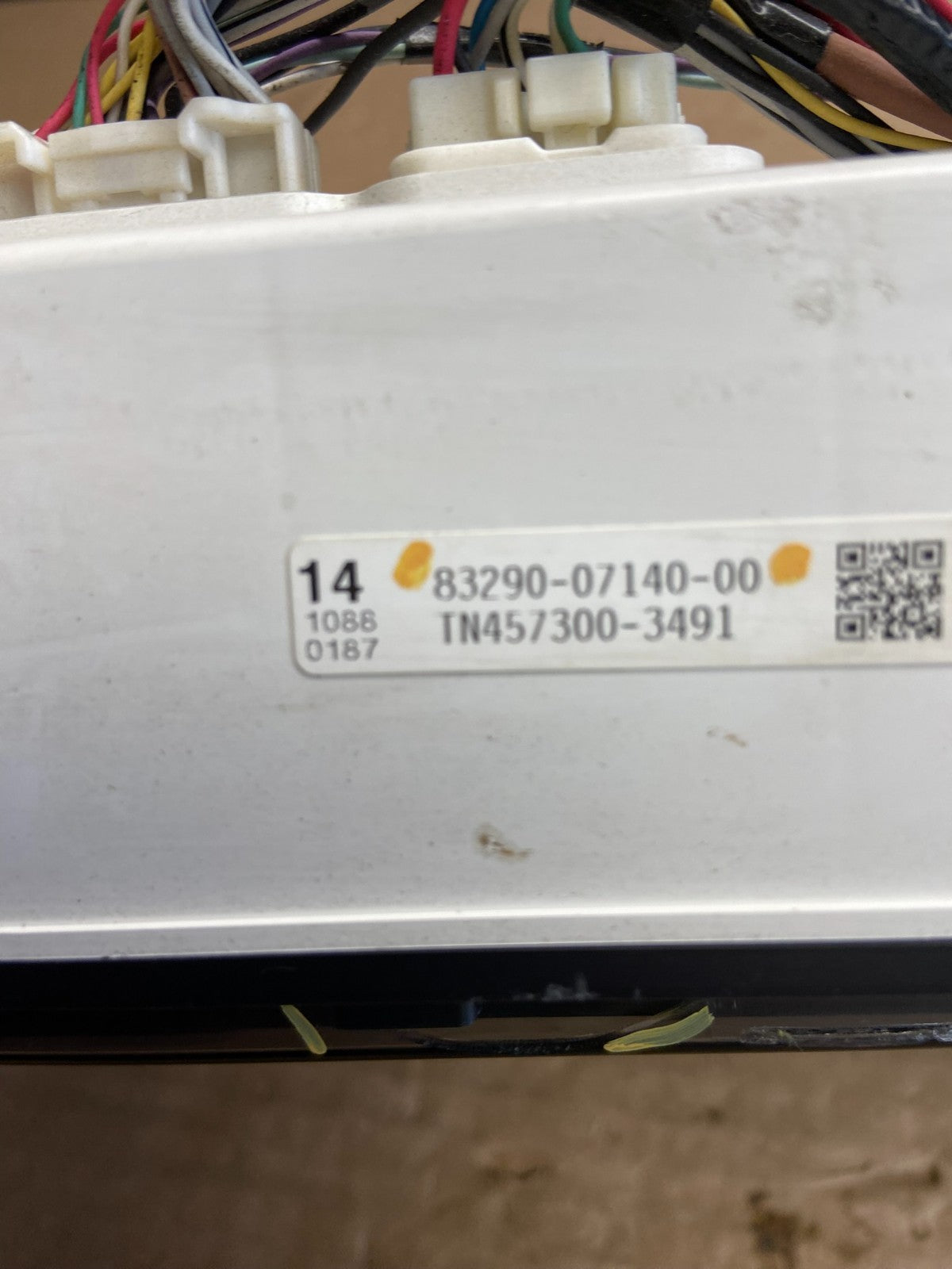 2008 to 2010 Toyota Avalon Cluster Gauge Speedometer AF2165 DG7