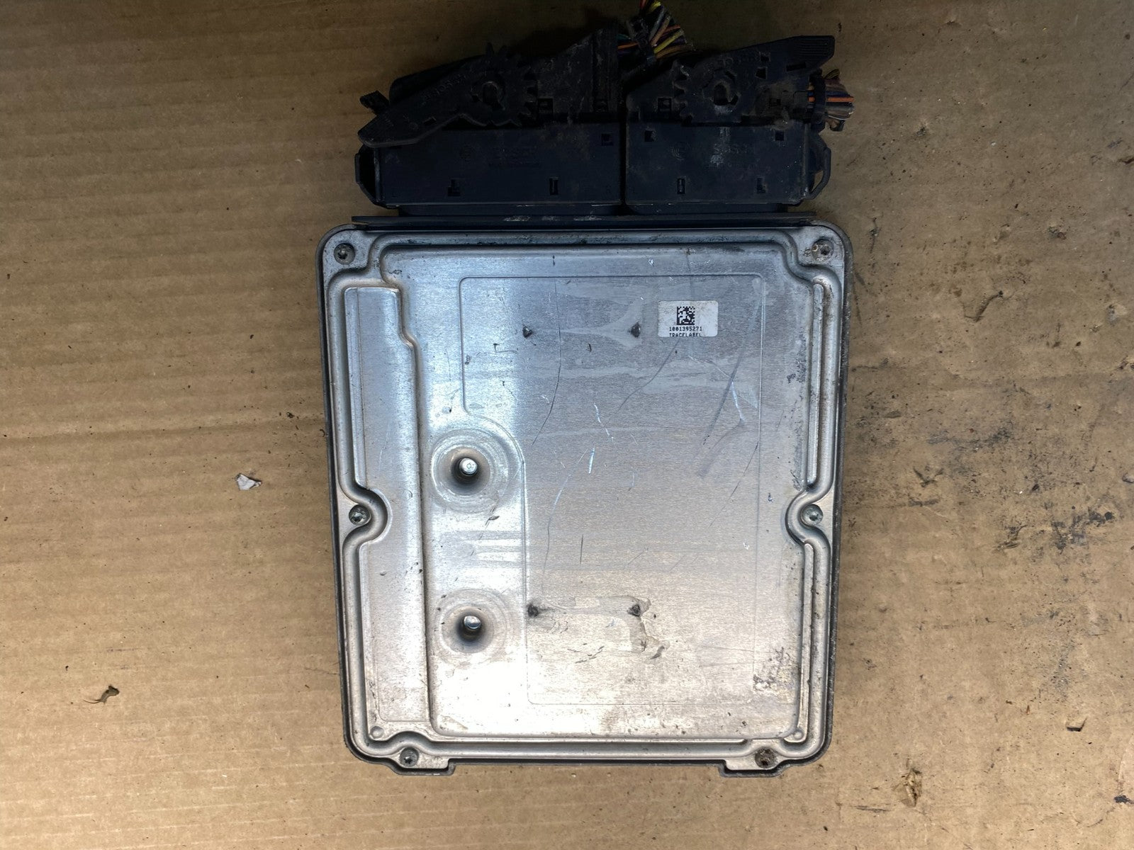 2010 2011 GMC Acadia Traverse Engine Control Module ECM ECU 12636355 AD9794 DW1