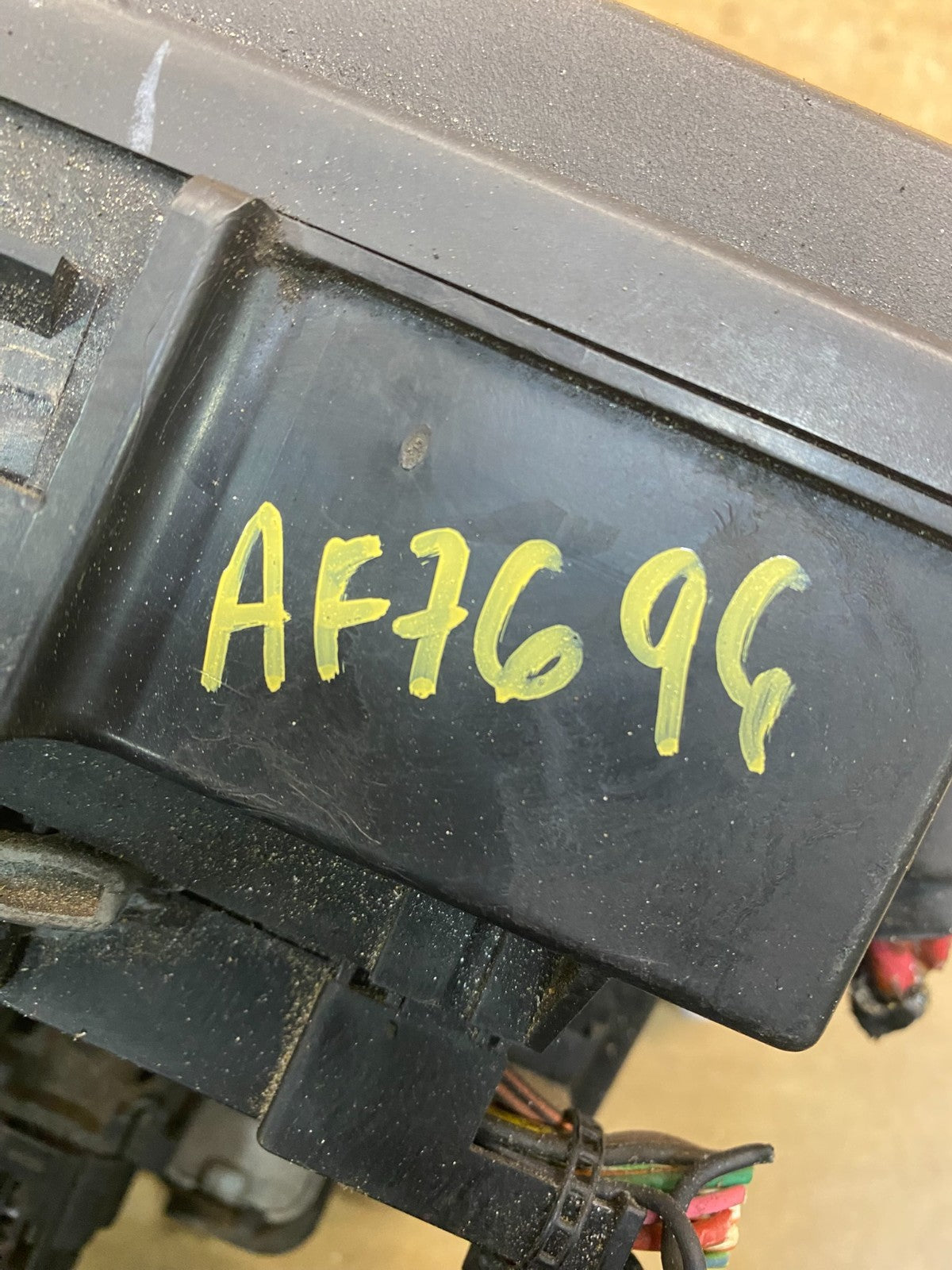 2005 Jeep Grand Cherokee Integrated Power Fuse Box Relay AF7696 DG7