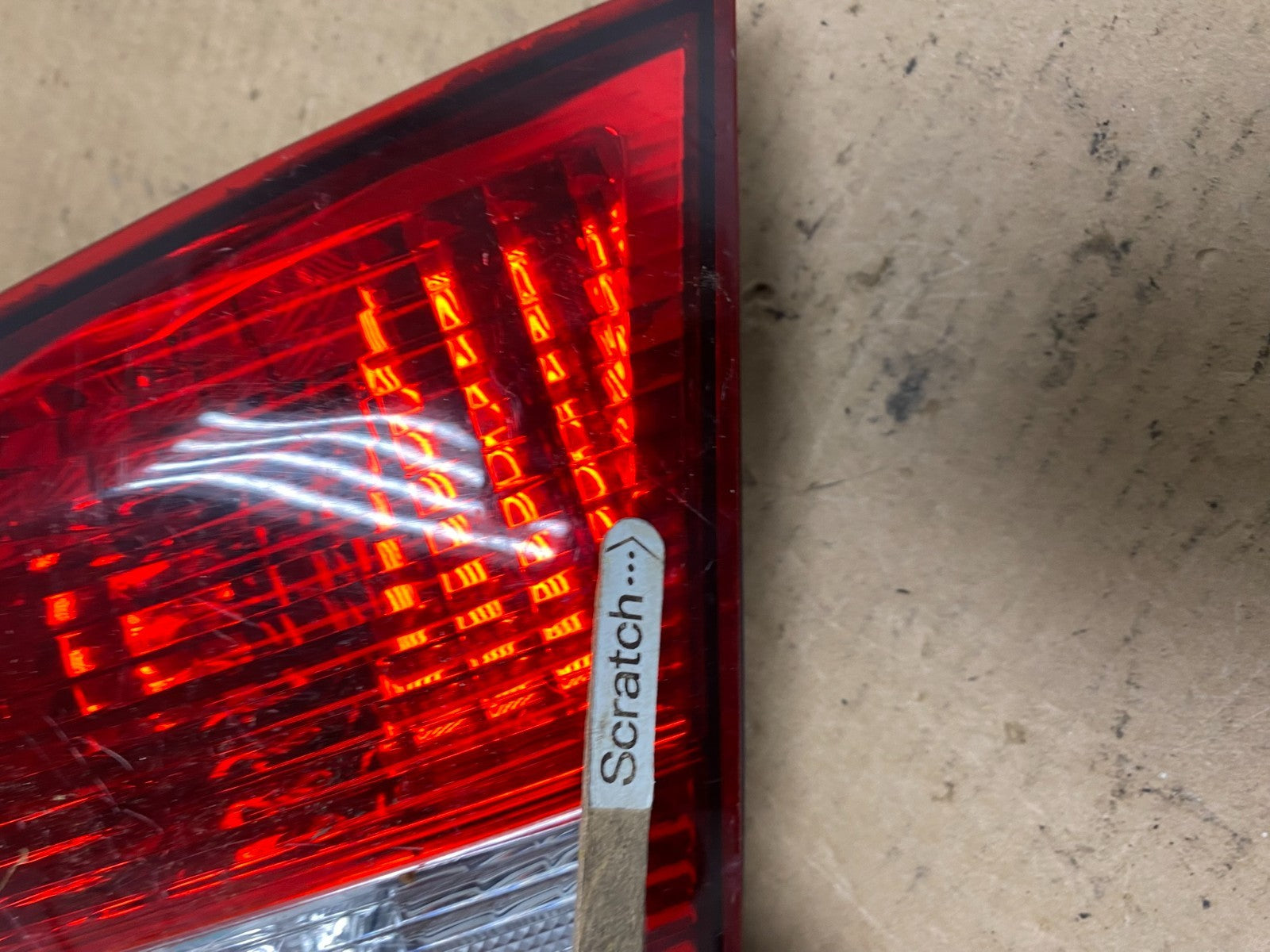 2002-2004 Infiniti i35 Inner Right Passenger Rh Side Tail Light OEM O9797 DW4