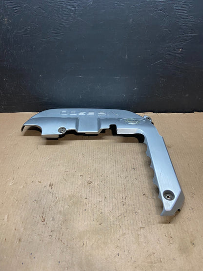 2001 to 2004 Nissan Pathfinder Engine Cover Ornament E4220 DG11