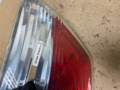 2007 to 2012 GMC Acadia Halogen Tail Light Right Passenger RH Side AF8067 DW4
