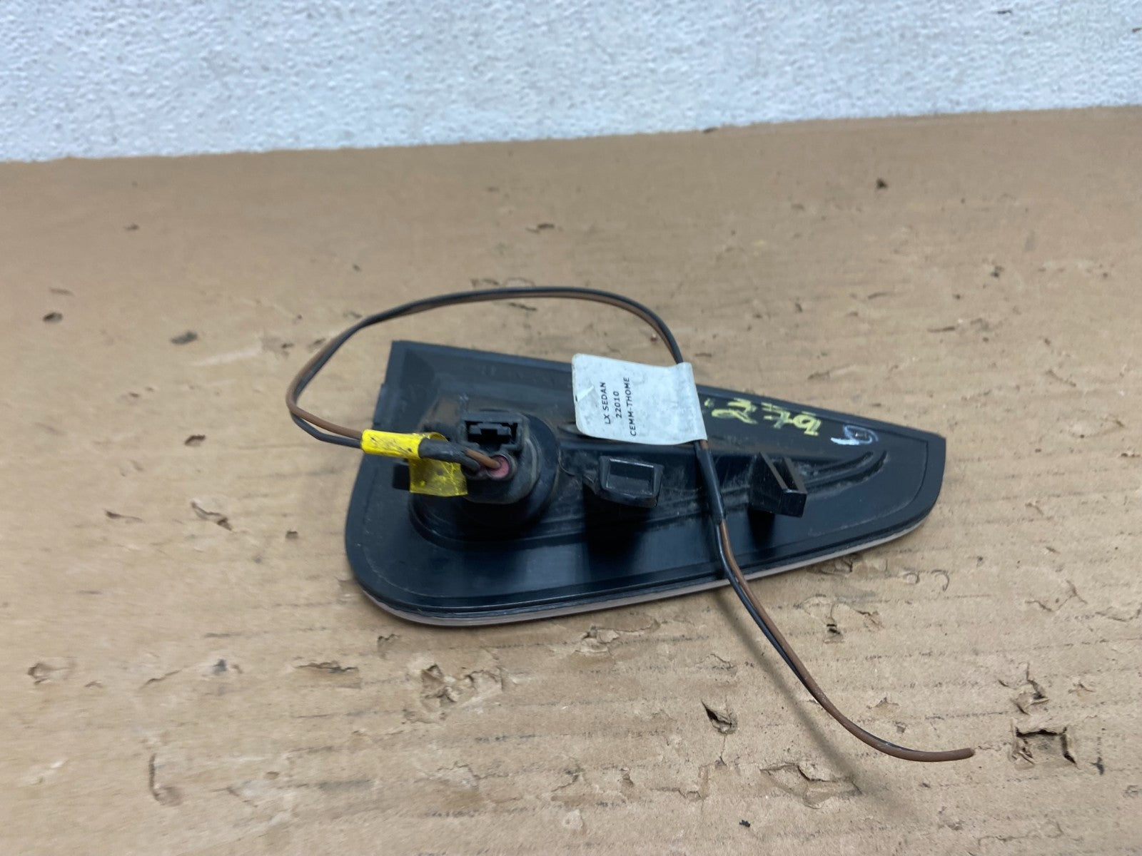 2006-2010 Dodge Charger Right Passenger Side Turn Singal ad4279 DG4