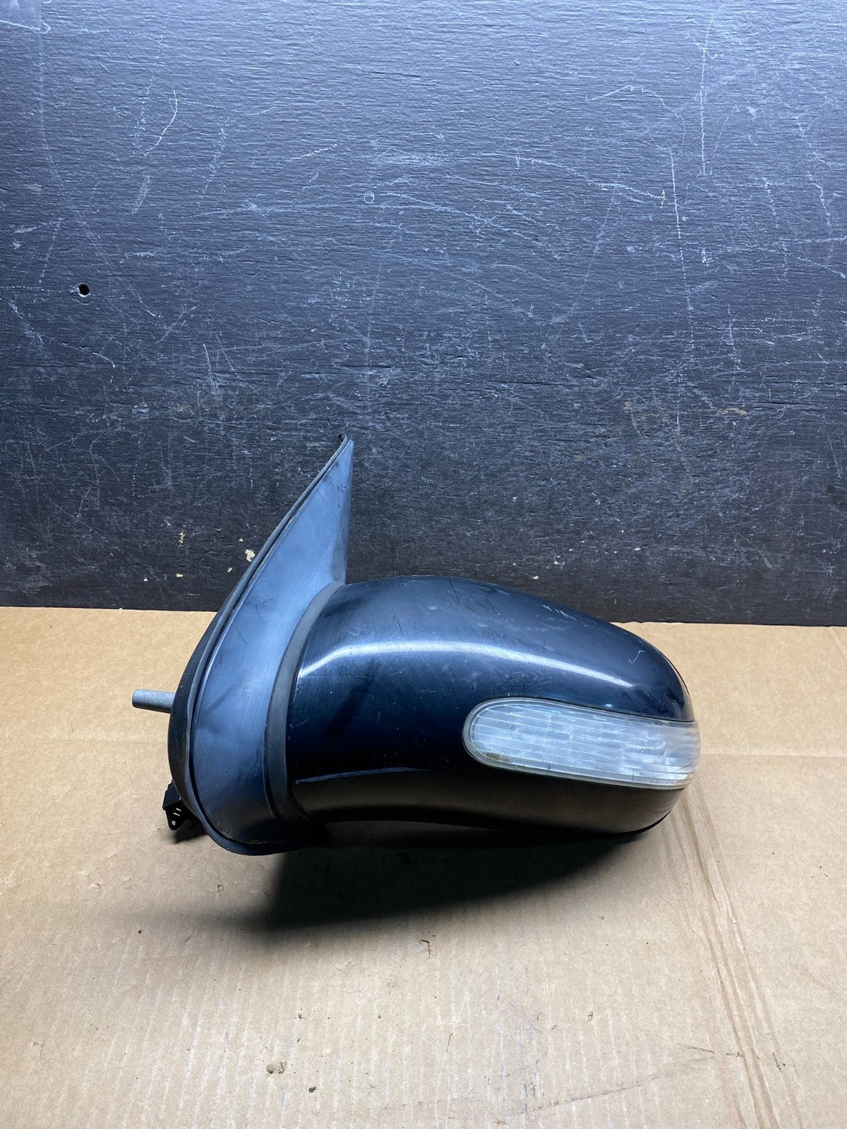 2002 to 2005 Mercedes ML Left Driver LH Side View Door Mirror AI9703 DG0