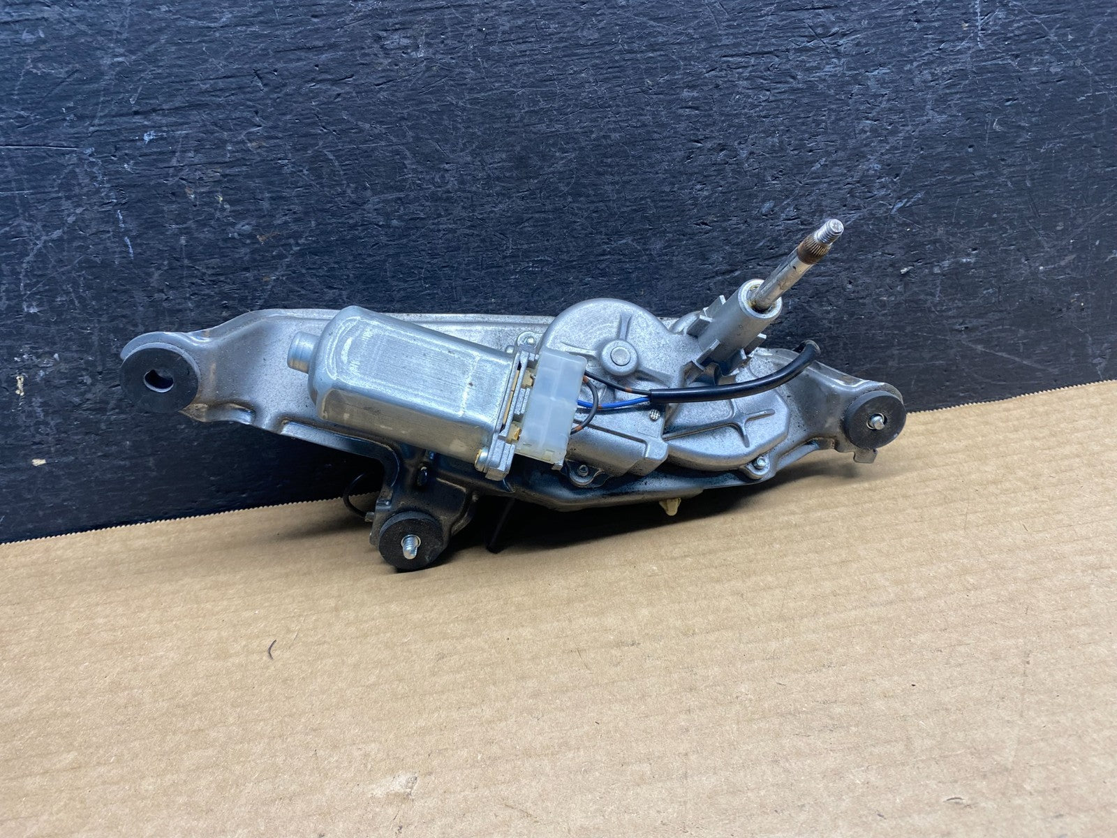2007 to 2012 Mazda CX-7 CX7 Windshield Rear Wiper Motor AF7774 DG0