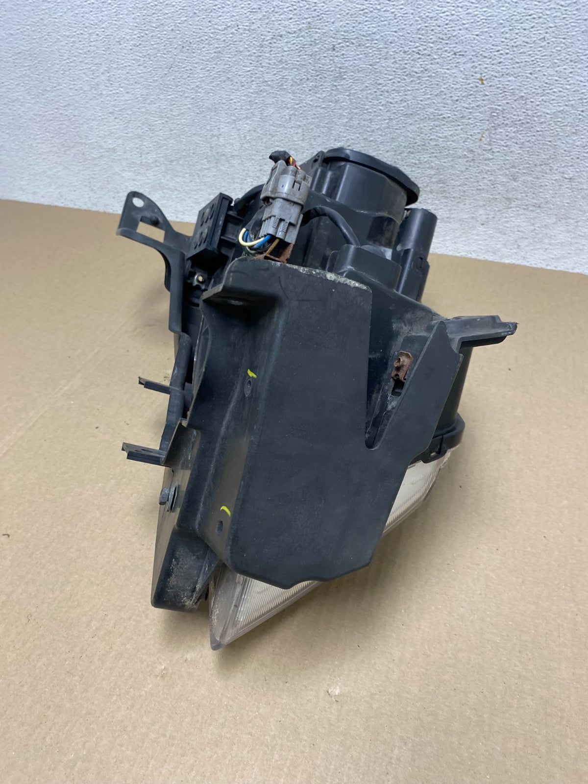 2008 - 2014 Subaru Tribeca Left Driver LH Side Halogen Headlight AE6906 DW7