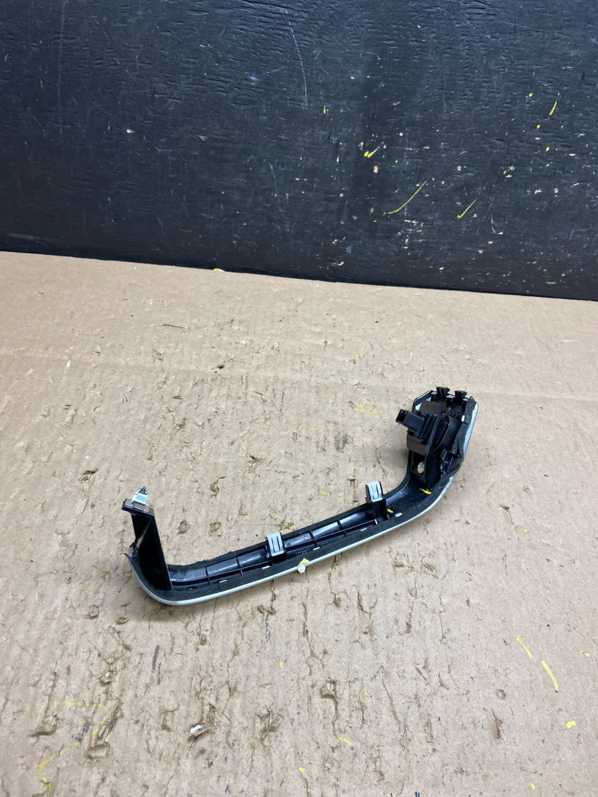2009-2010 Nissan Murano Dash Trim Panel With Hazard Buttom Switch T6343 DG3