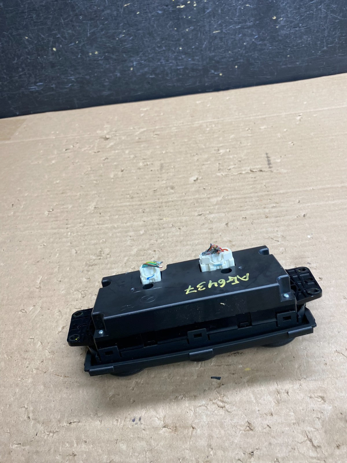 2009 - 2013 Mazda 6 A/C Manual Climate Control Panel AG6437 DG5