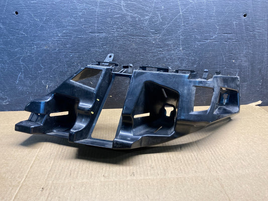 2015 - 2017 Mercedes S550 Coupe Rear Right Bumper Mounting Bracket AH1986 DG0