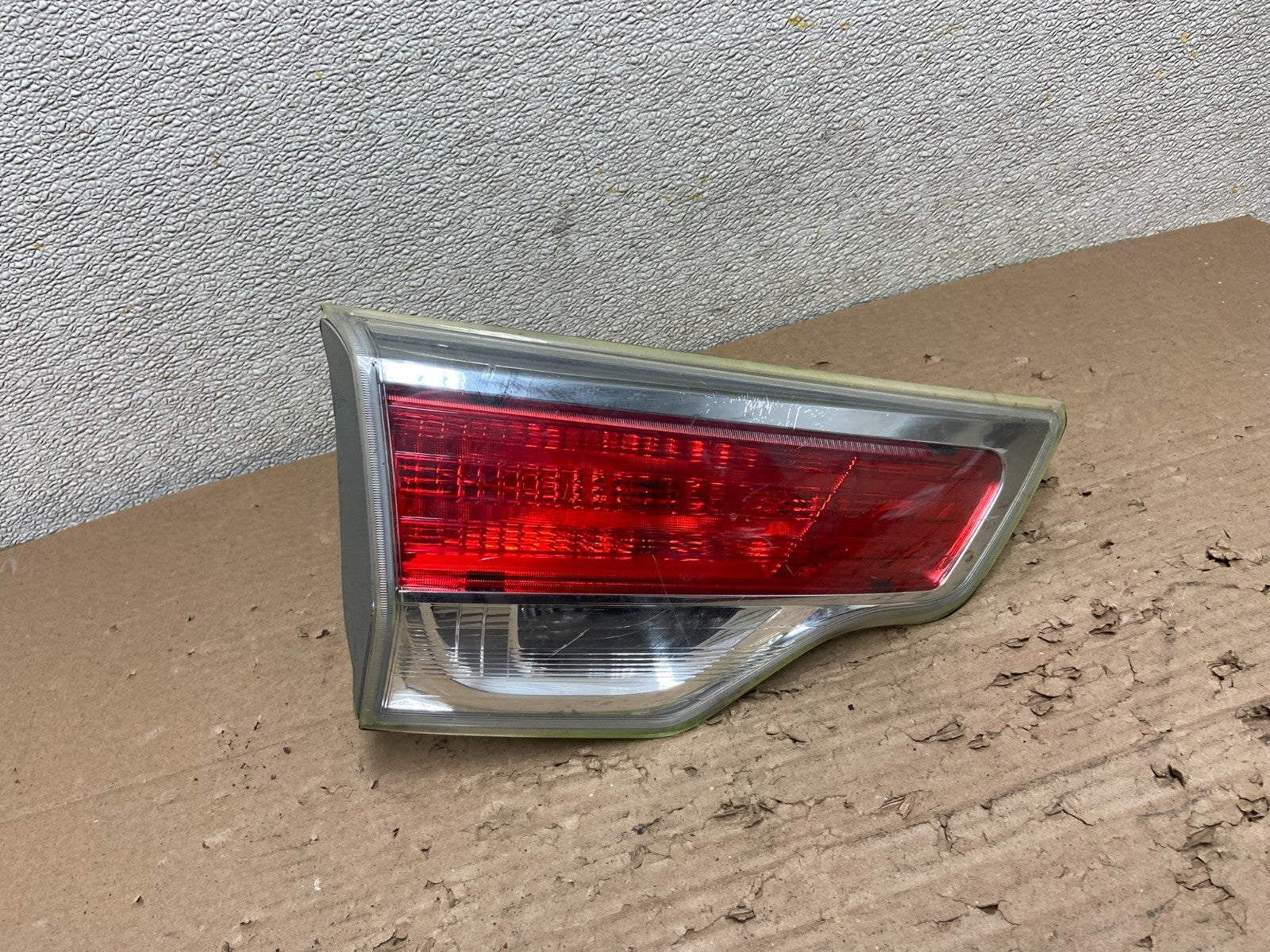 2014-2016 Toyota Highlander Left Driver LH Side Inner Tail Light OEM AB1672 DG0