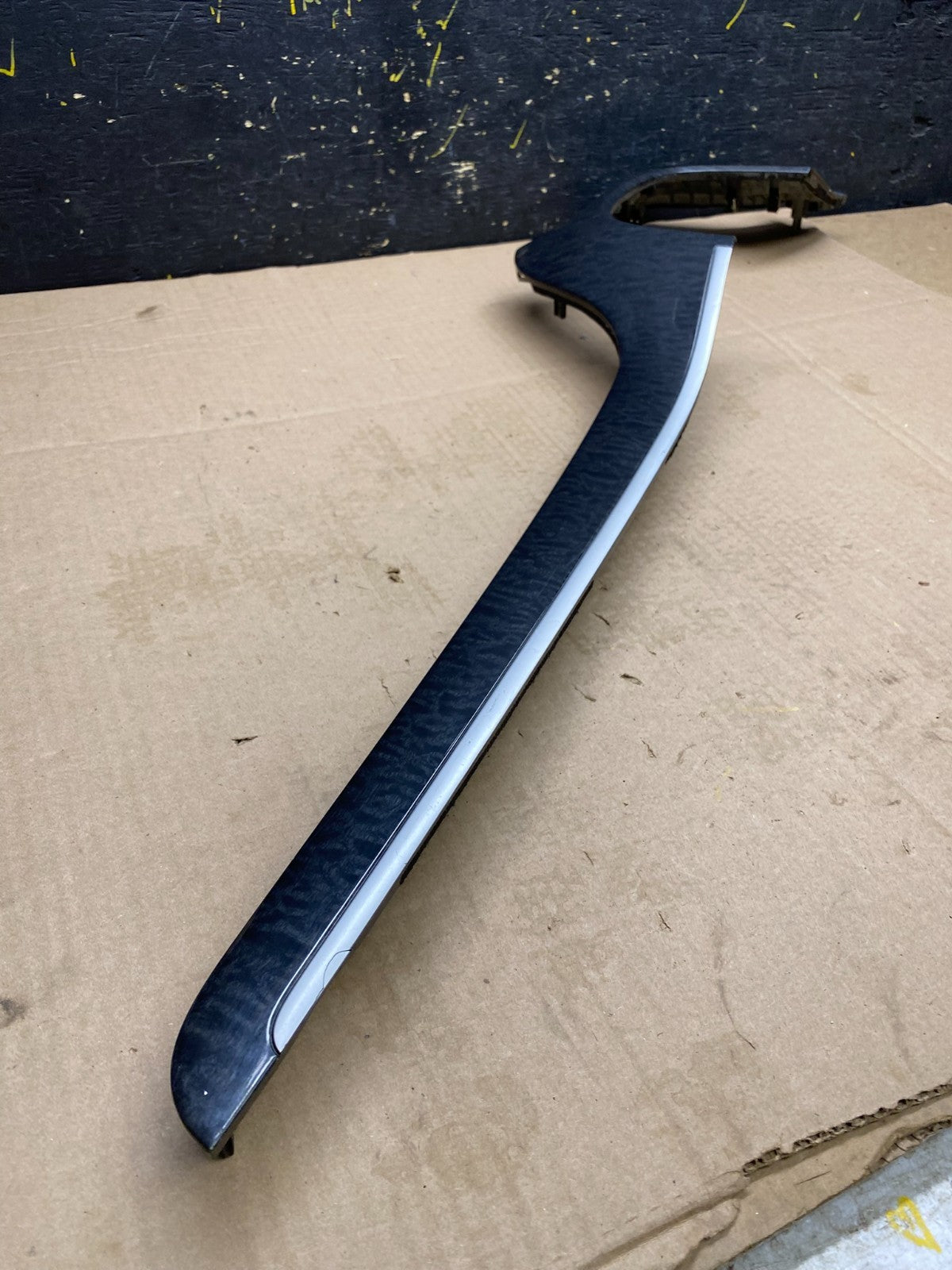 2007 to 2012 Hyundai Santa Fe Center Dashboard Wood Panel Molding OEM Y9972 DG2