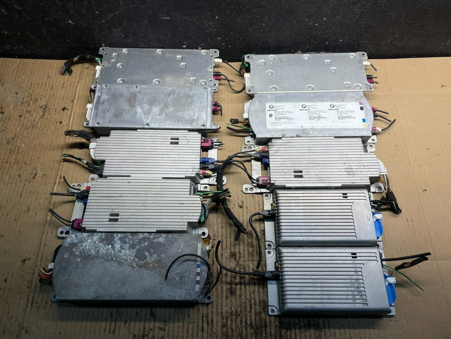 Mix of 10 BMW Control Module Computer Telematics X8637 PS1