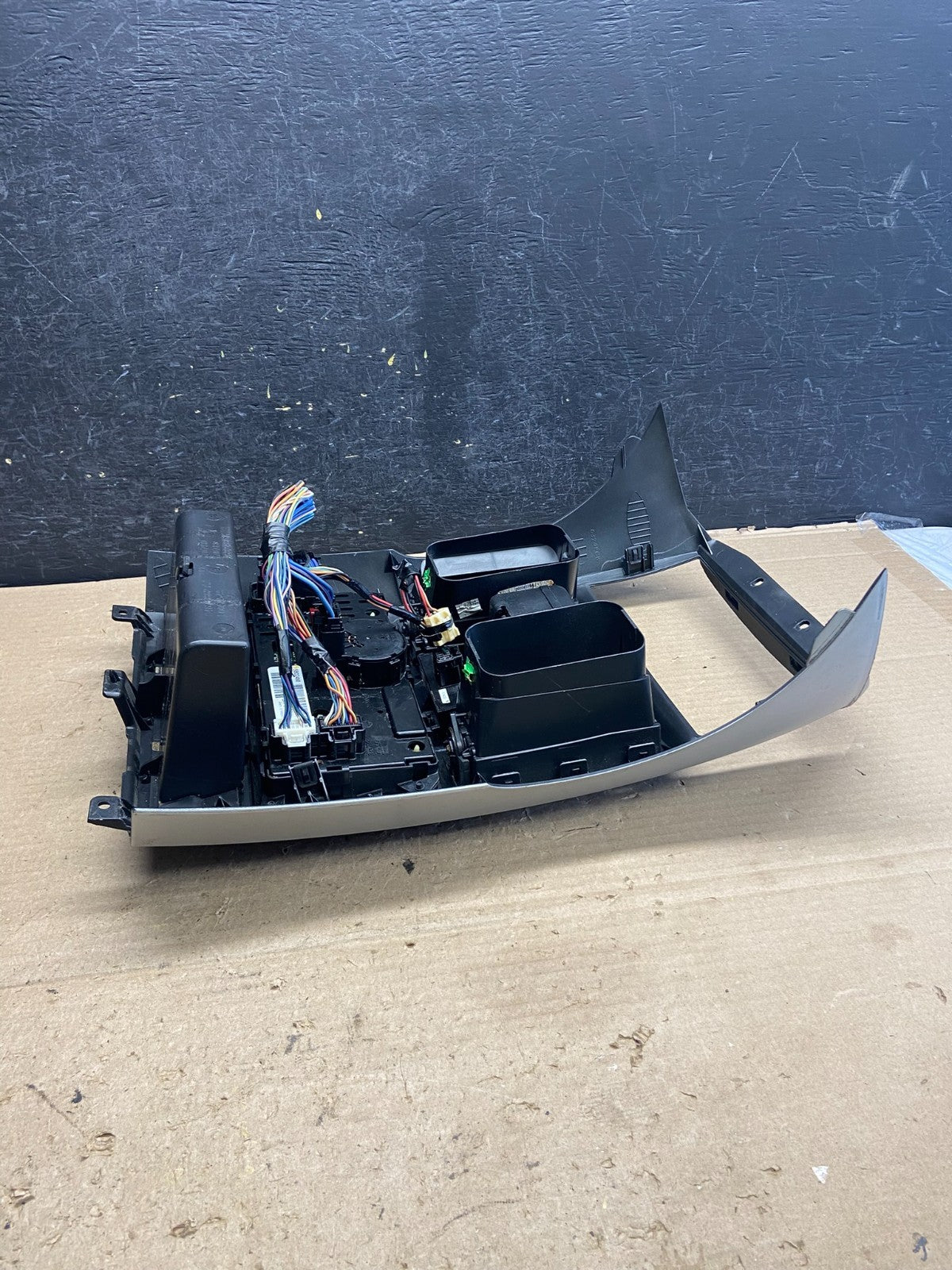 2008-2010 Dodge Grand Caravan A/C Climate Control Unit Bezel Trim AH5439 DG4