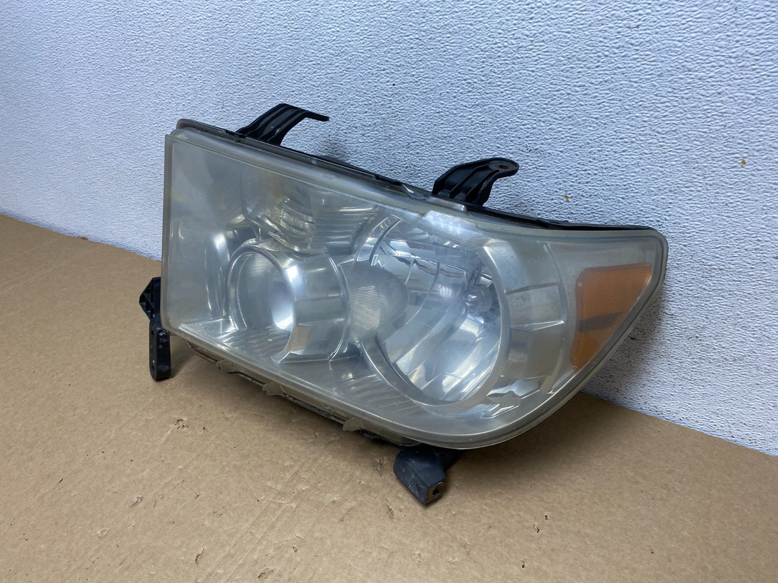 2007 to 2014 Toyota Sequoia Tundra Left Driver LH Headlight Halogen AF7294 DW1