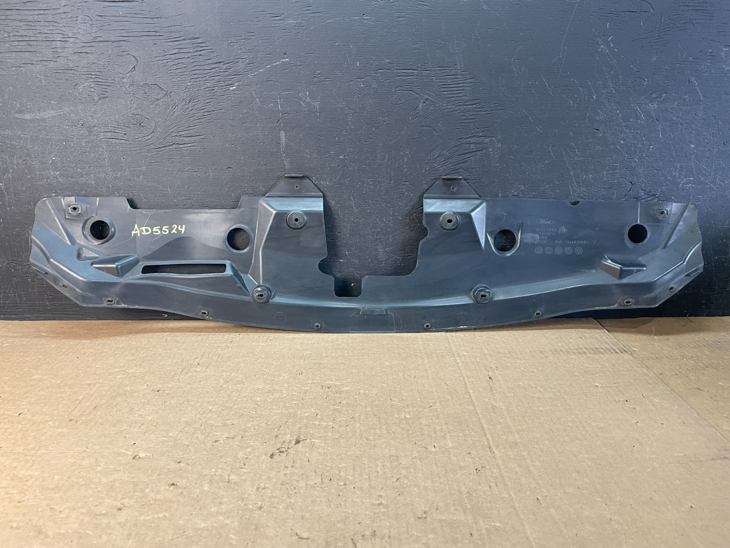 2013 to 2019 Ford Taurus Front Radiator Support Cover Upper AD5524 DG3
