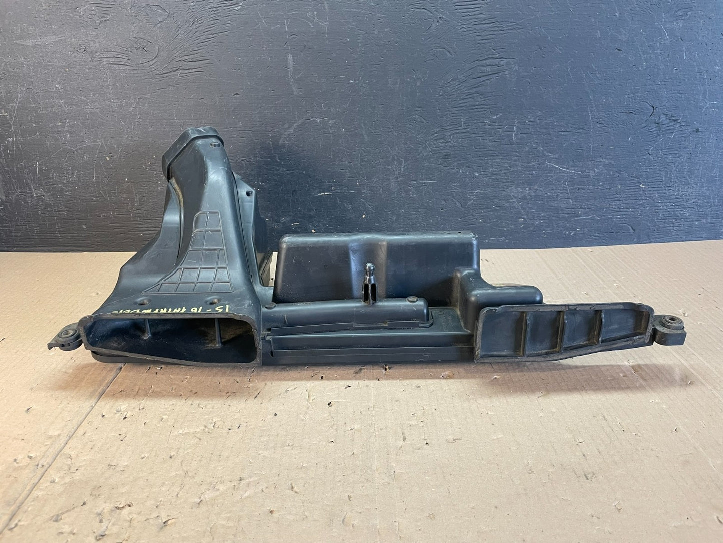 2013-2016 Nissan Pathfinder Upper Air Intake Duct AE0740 DG4