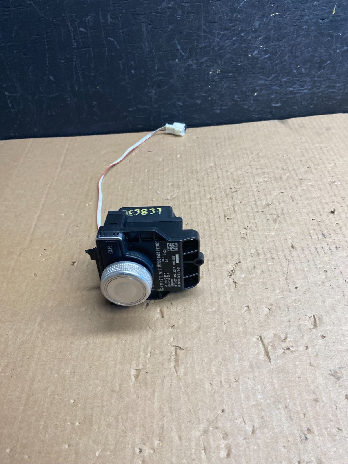 2010 to 2013 Mercedes W212 E350 Controller Knob Multi Switch AE3837 DG1
