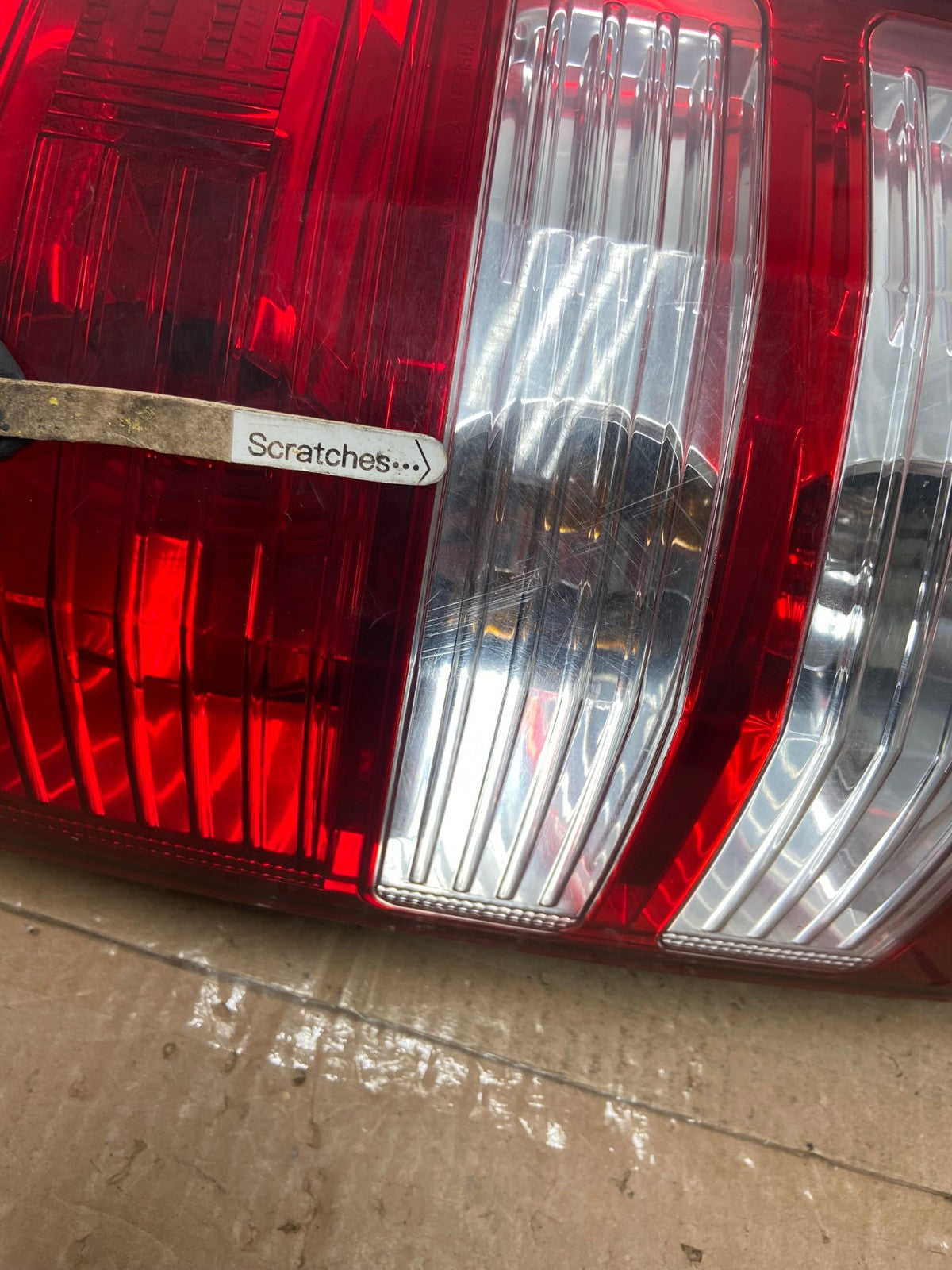 2008 to 2012 Jeep Liberty Right Passenger RH Side Tail Light AE6481 LK3