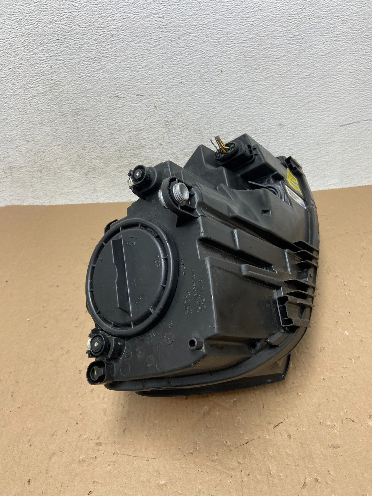 2011 to 2014 Volkswagen Jetta Left Driver LH Headlight Halogen AD7753 DW5