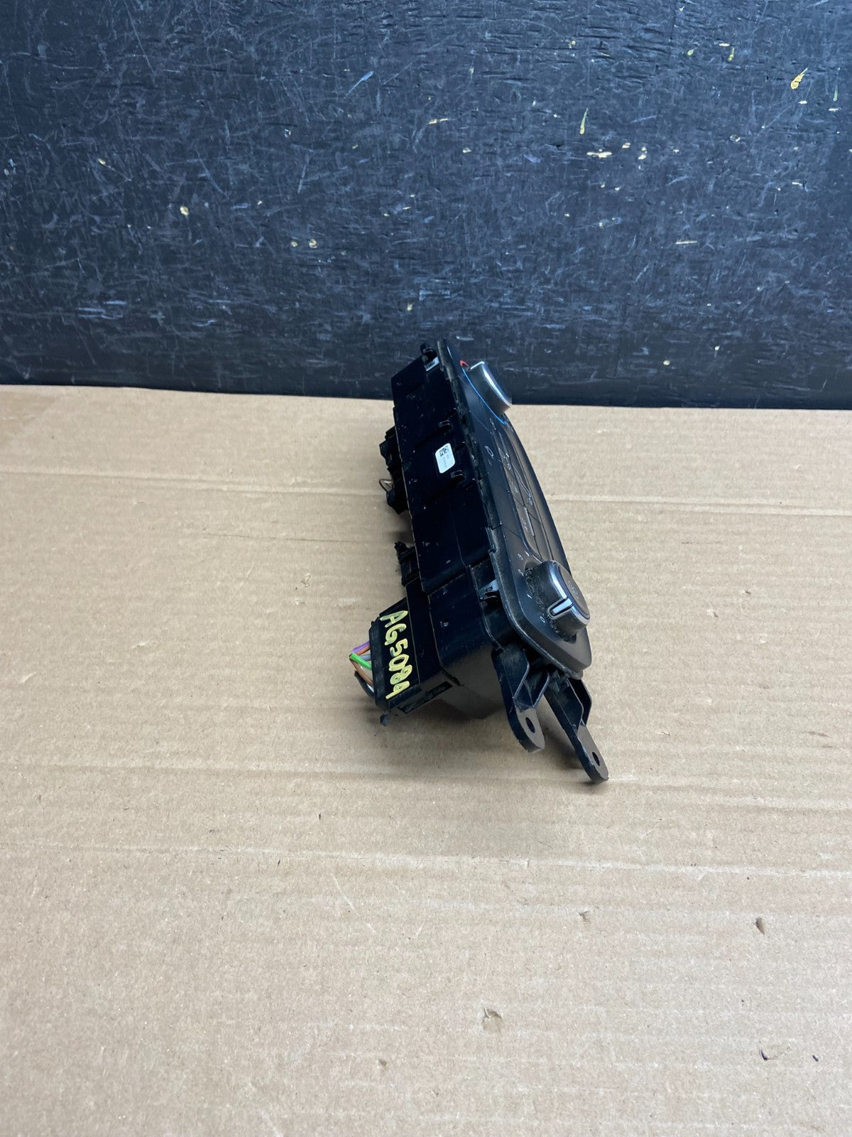 2019 - 2020 Ford Transit Connect A/C Heater Climate Control W/Bezel AG5084 DG1