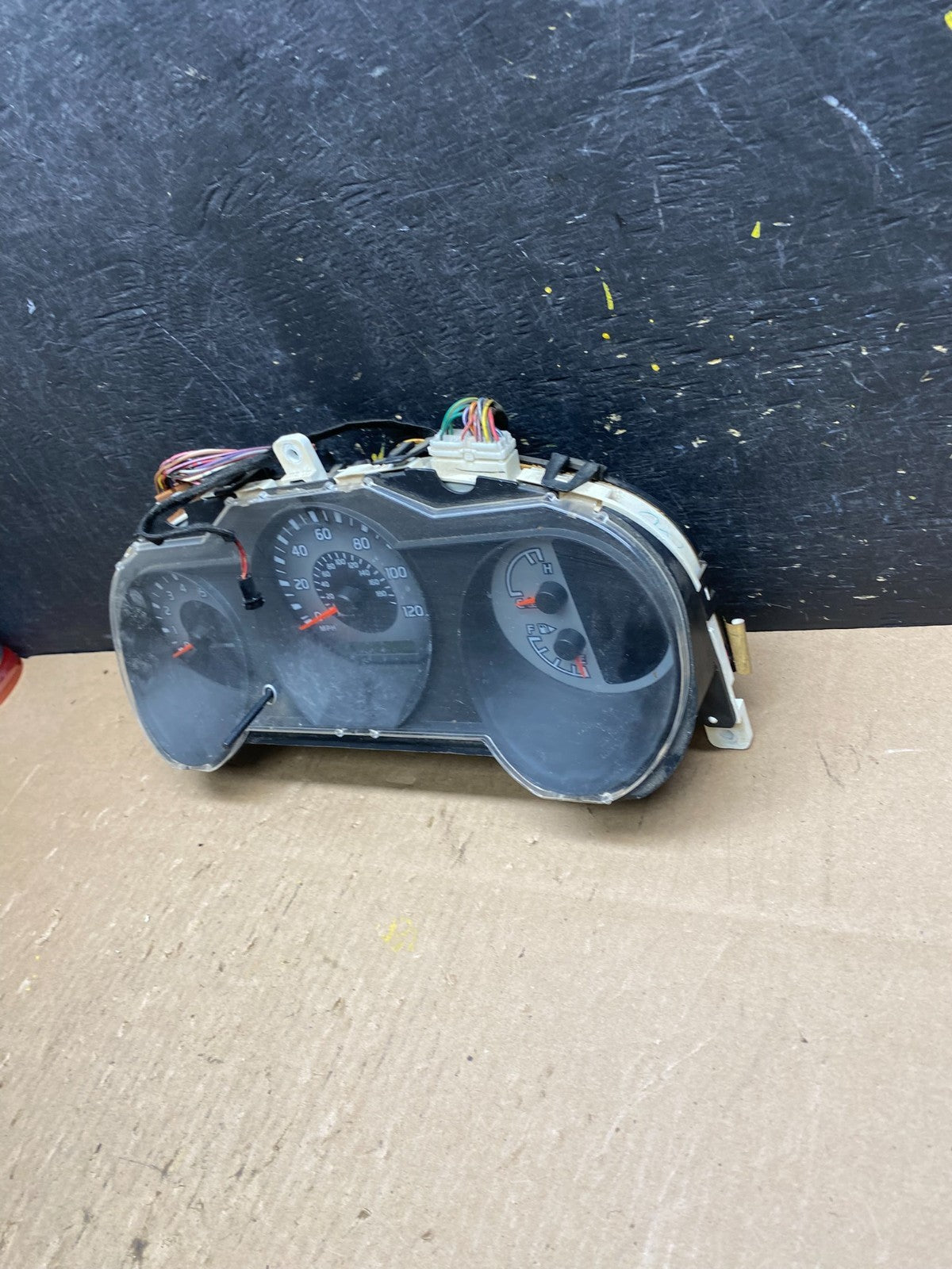 2002-2003 Nissan Pathfinder Xterra Cluster Speedometer Instrument OEM T4861 DG1