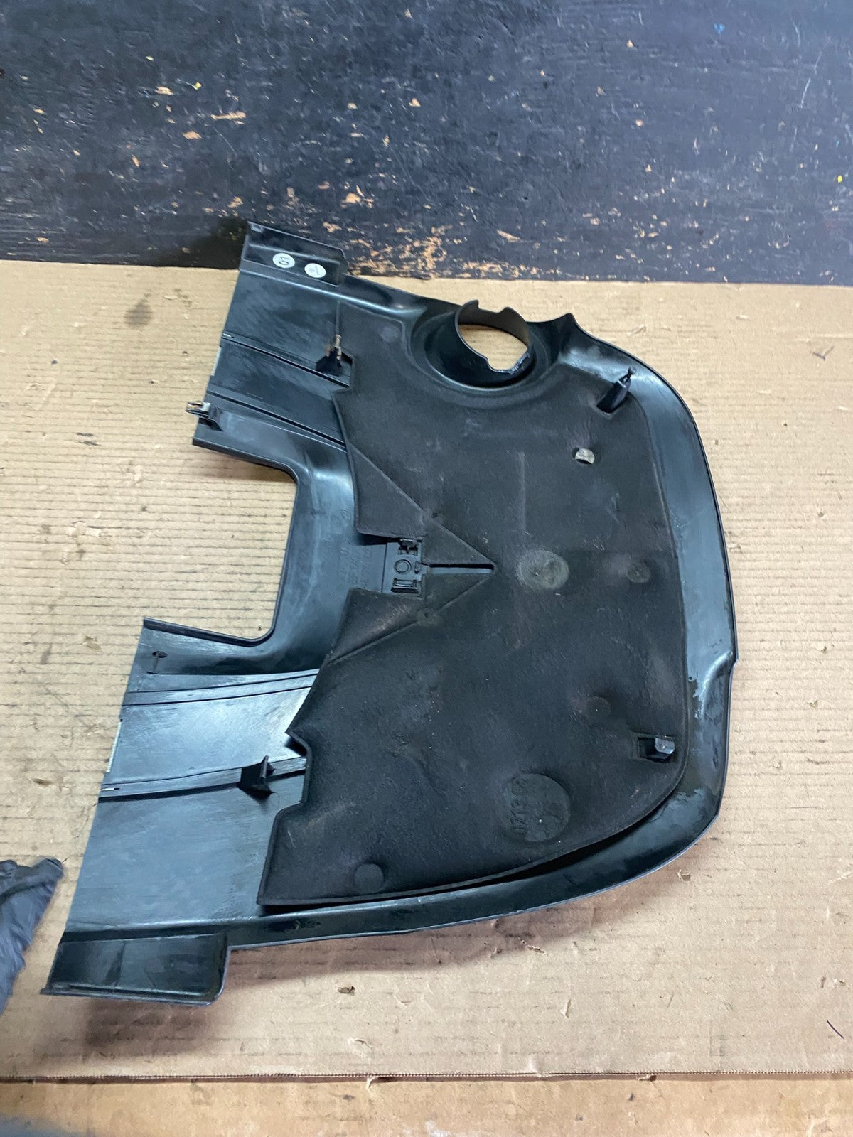 2007 to 2009 Mercedes-Benz E350 Engine Air Intake Cover Cleaner Box OEM S3692 DG6