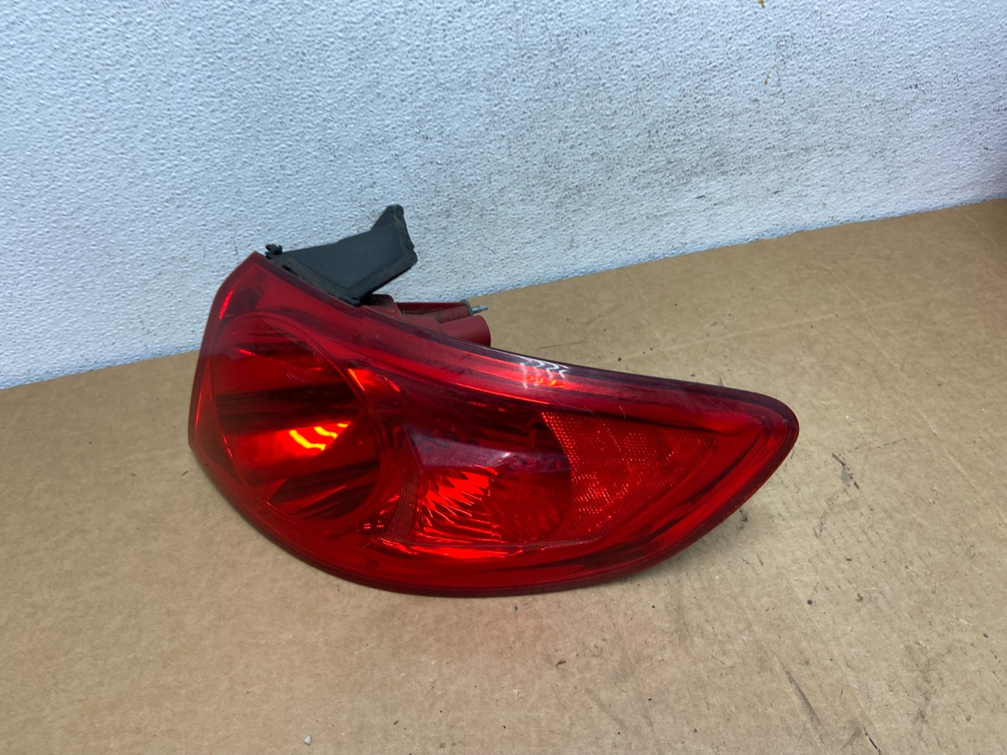 2007 2008 2009 Hyundai Santa Fe Right Passenger Rh Tail Light AD6050 DW1