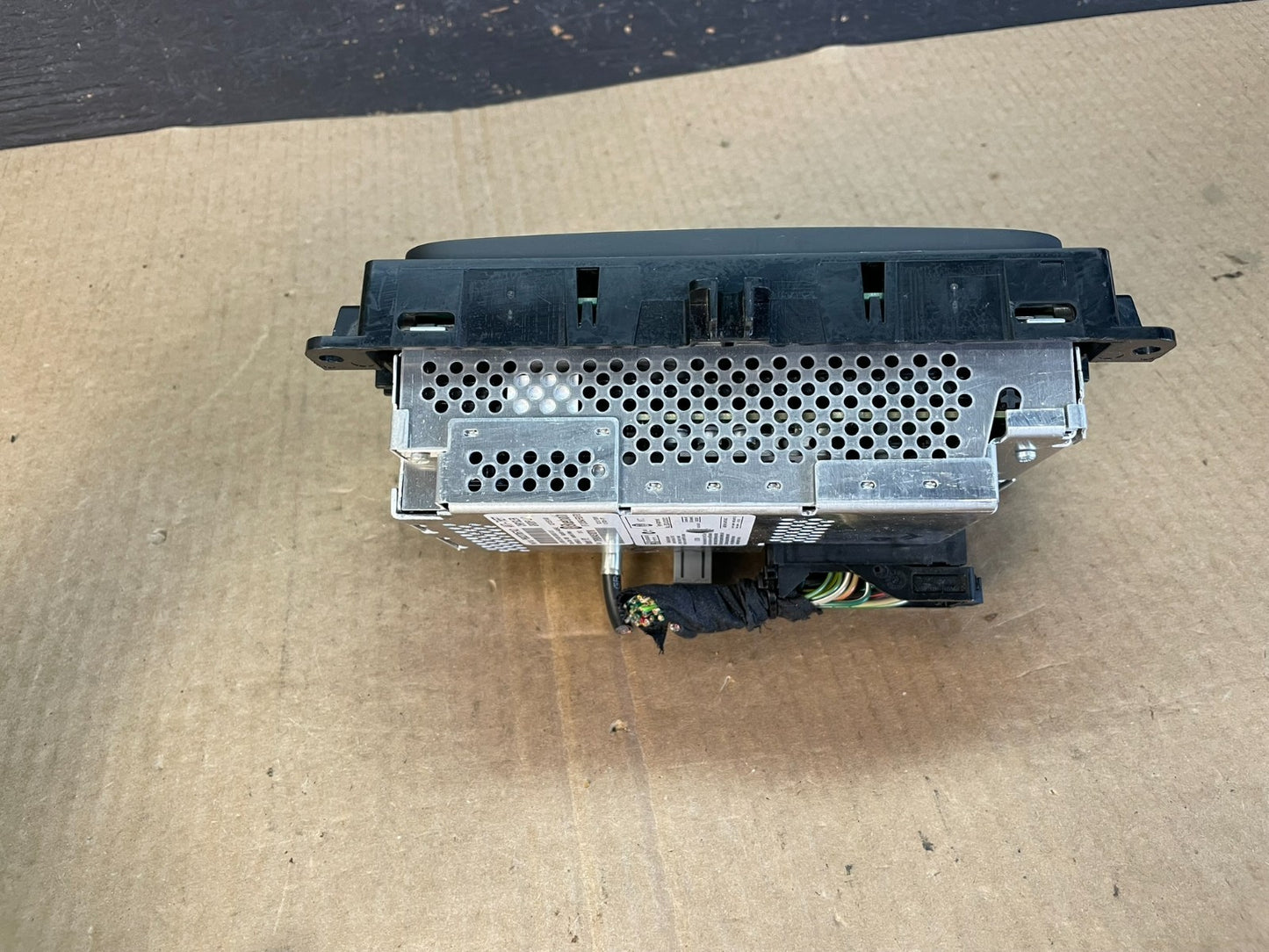 2014 to 2015 Jeep Cherokee Media Satellite Radio Screen Display AF3688 DG3