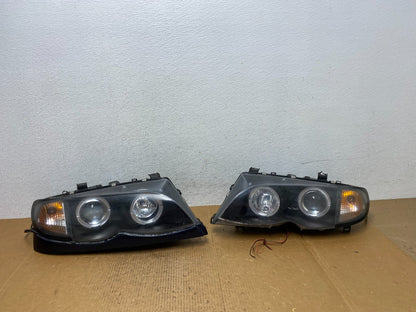 2002-2005 BMW E46 3 Series Left+Right Set Side Headlights AE03670