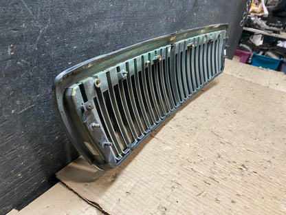 2002 to 2005 Hyundai Azera XG350 Front Upper Grill Grille W/Emblem OEM  X0160 DG5