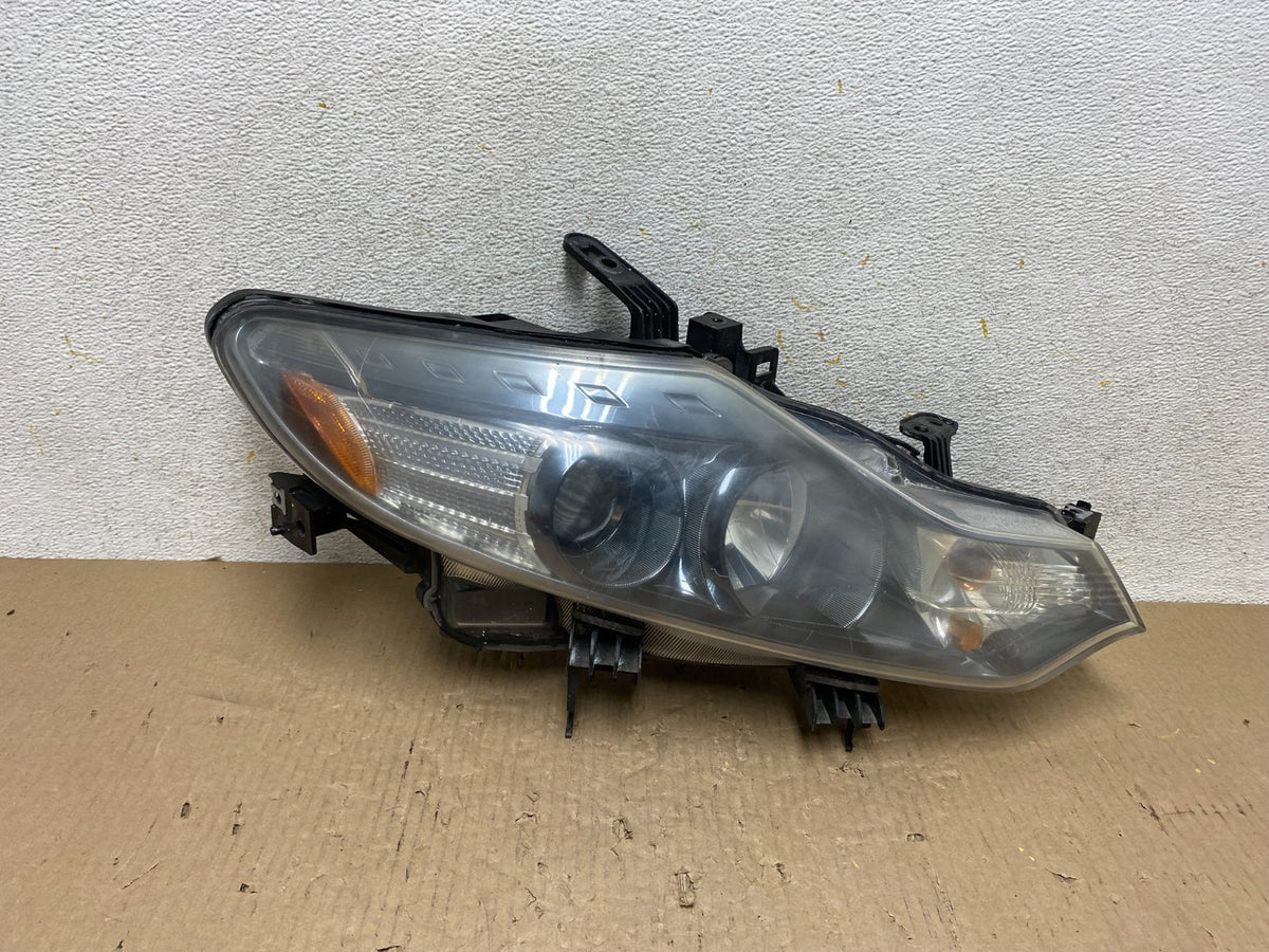 2011 to 2014 Nissan Murano Headlight Right Passenger Rh Halogen AH5931 DW0