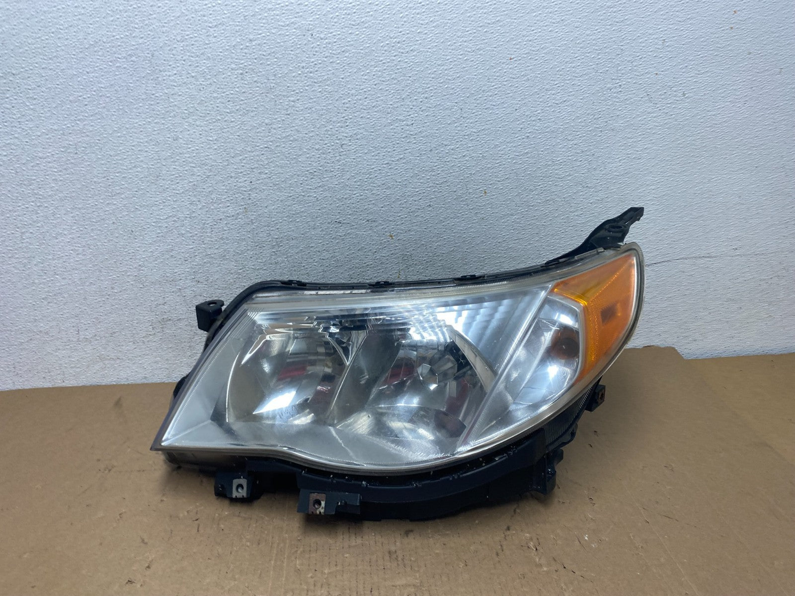 2009-2013 Subaru Forester Left Driver LH Xenon Headlight DEPO AD8005 DW0