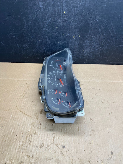 1999 - 2001 Ford F150 F-150 Speedometer Cluster Gauge AC9057 DW1