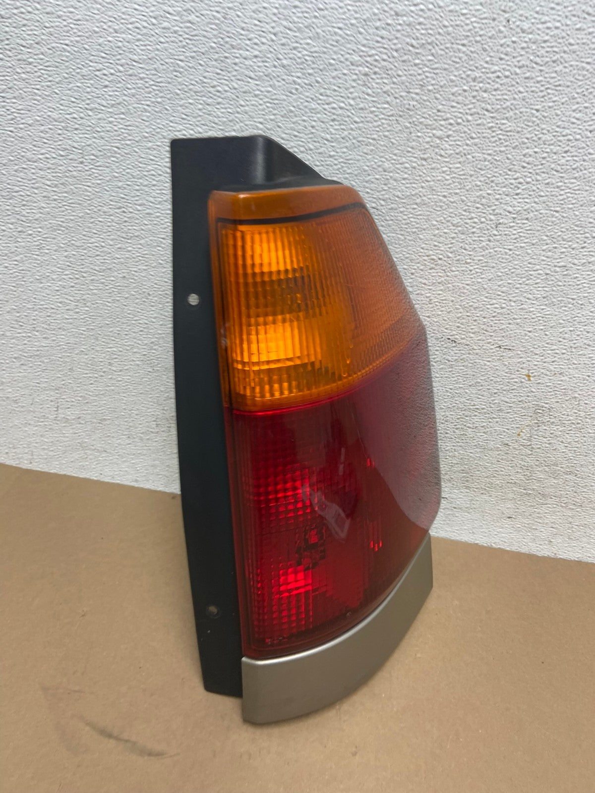 2002-2009 GMC Envoy Right Passenger RH Side Tail Light AD6408 LK2