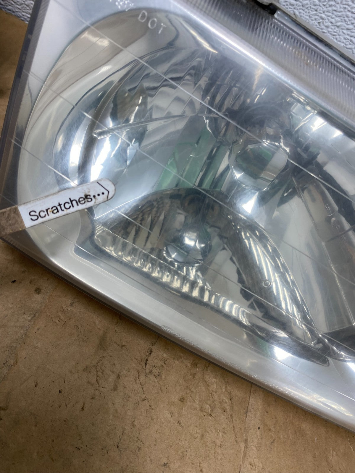 1998 to 2002 Kia Sportage Left+Right Halogen Headlights AD0635 DW4