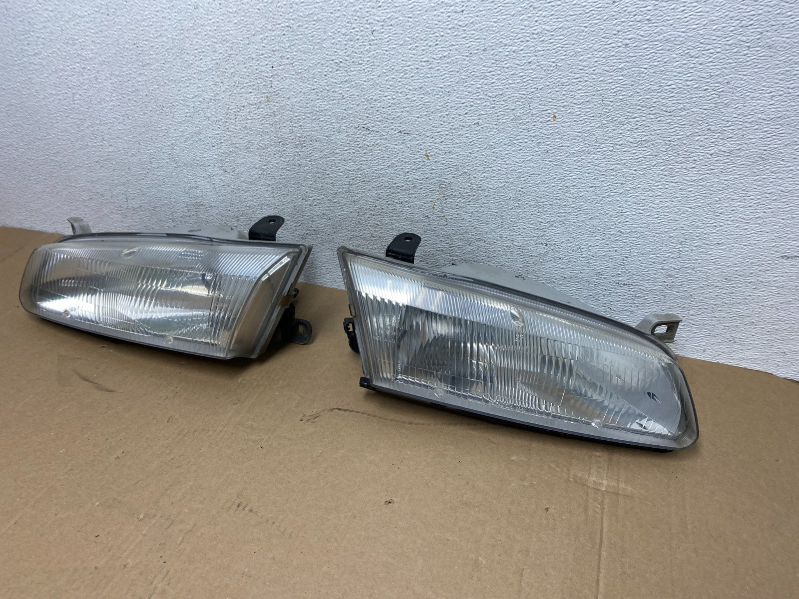 1997 1998 1999 Toyota Camry Left+Right Side Set Halogen Headlights AD6415 DW1