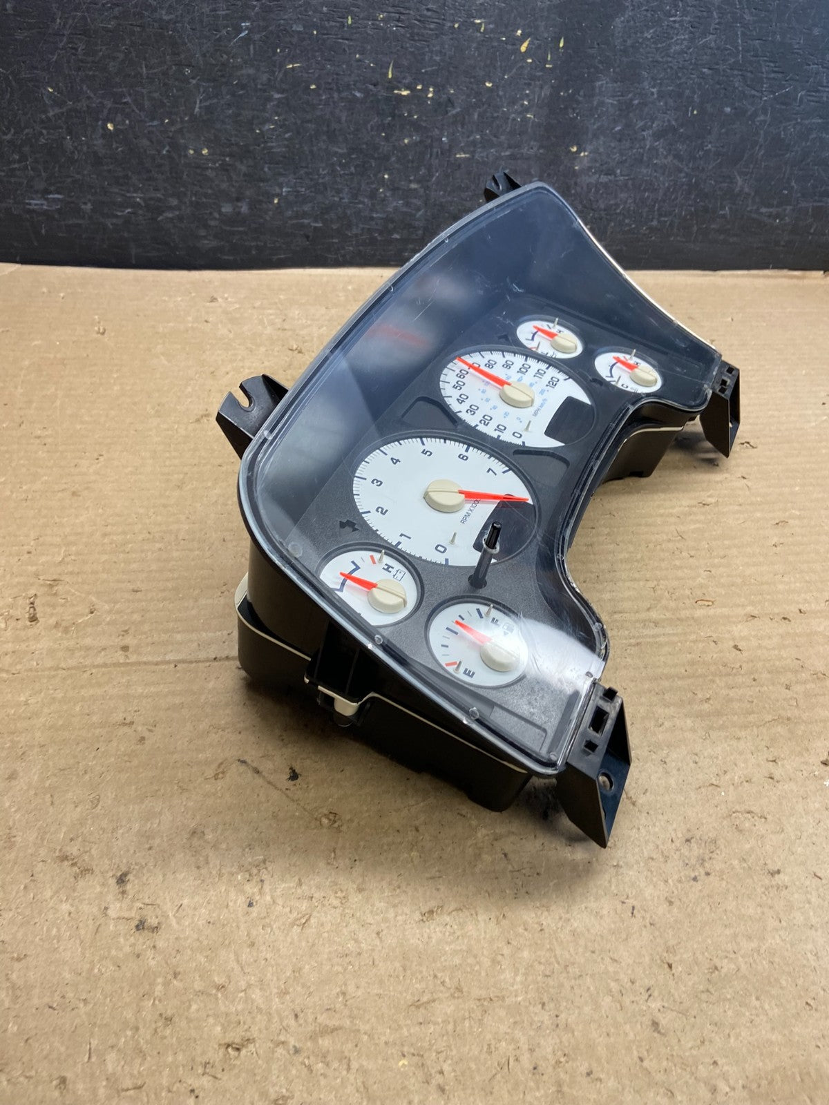 2004 2005 Dodge Ram 1500 Instrument Speedometer Gauge Cluster AH5272 DG7