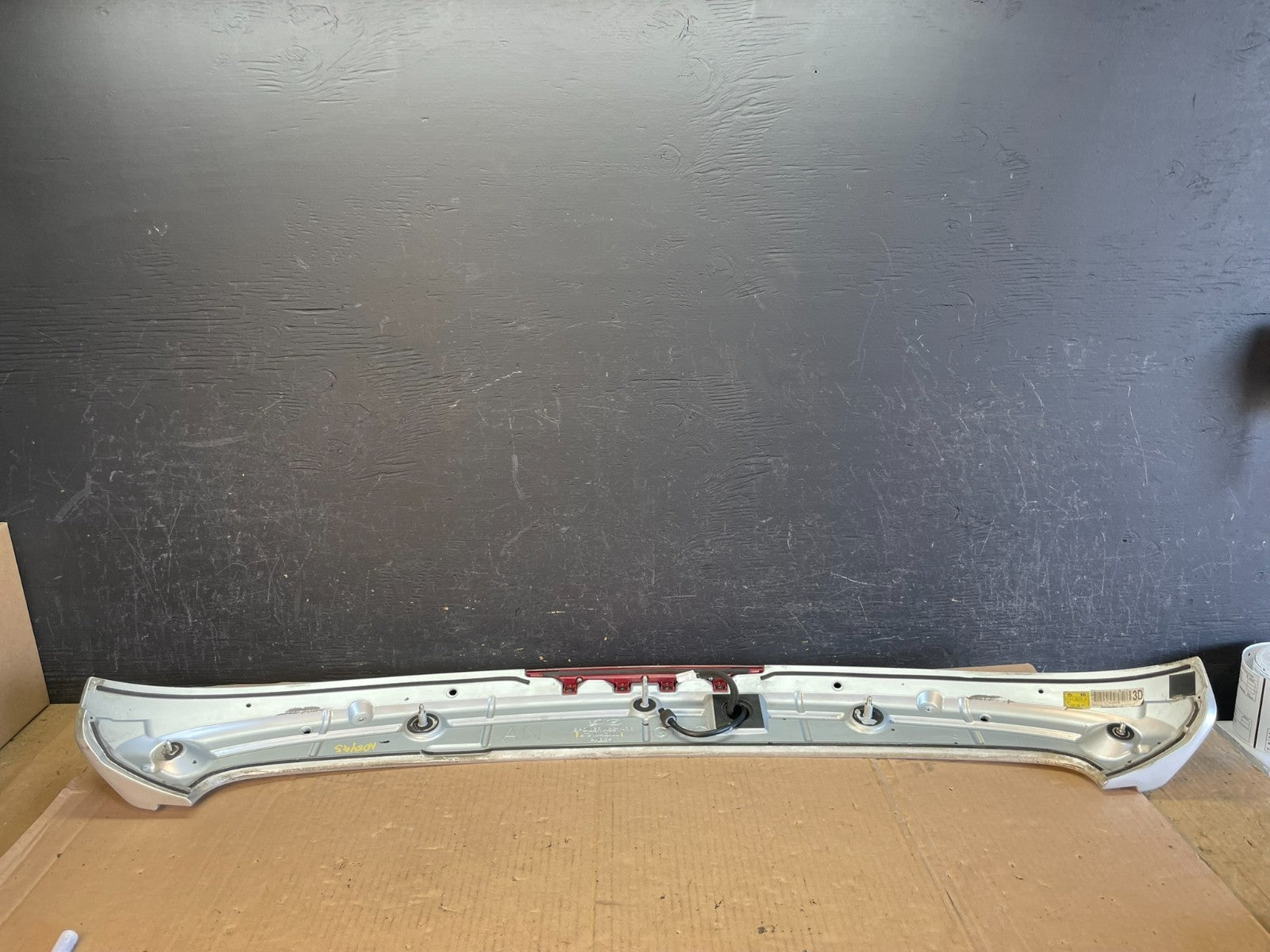 2013 to 2016 Hyundai Santa Fe Rear Spoiler W/3rd Brake Light ad8495 DG7